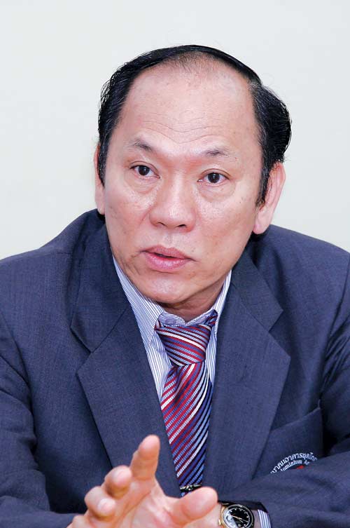 คอนโดฯกลาง-ล่างไม่ฟื้น อุปสรรคจากหนี้ครัวเรือน/แบงก์เข้มปล่อยสินเชื่อ